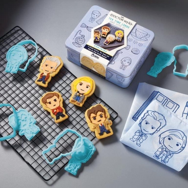 Doctor Who Time Lord Cookie Cutter & Tea Towel Set in Tin